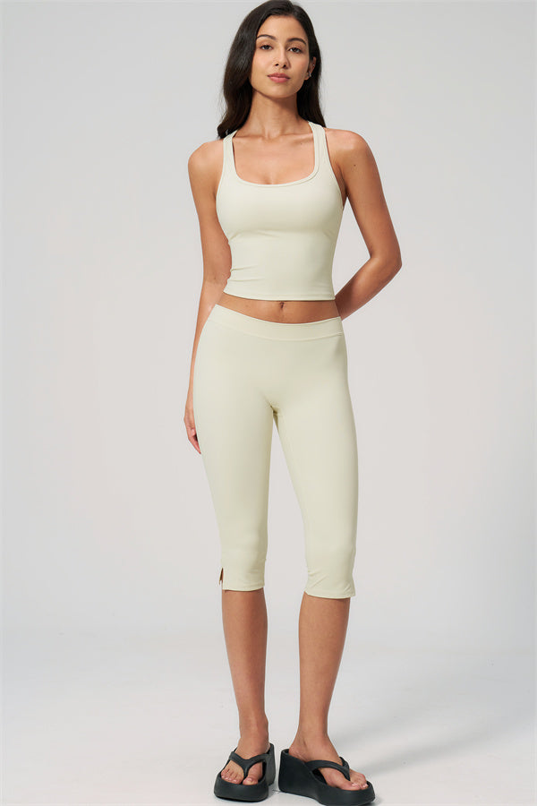 The Revive Capri Leggings