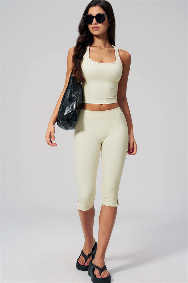The Revive Capri Leggings