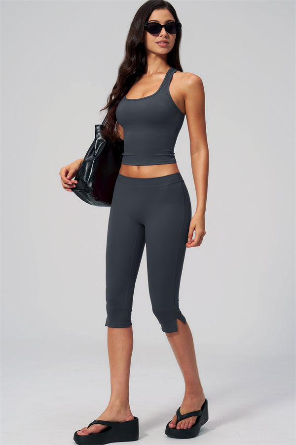 The Revive Capri Leggings